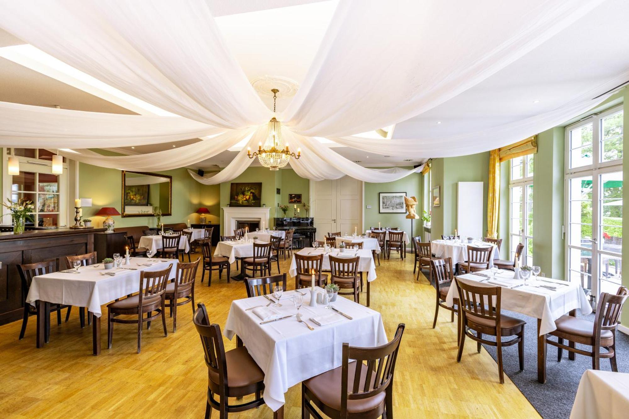 Cafe Wildau Hotel & Restaurant Am Werbellinsee Schorfheide Ngoại thất bức ảnh